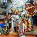 E infine tra tanti simboli carnevaleschi, riconosciamo un presepe. S perch negli ultimi anni i maestri di Casamassima si sono dedicati anche all'allestimento di una mostra natalizia ("L'arte del presepe"), giunta alla decima edizione, riconosciuta come una delle pi grandi del Sud Italia